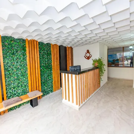 Flores Hotel